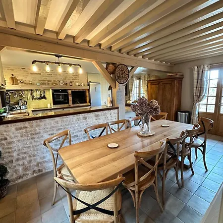 Villa La Moutiniere, Luxury With Pool Manerbe