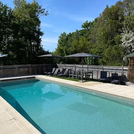 Villa La Moutiniere, Luxury With Pool Manerbe