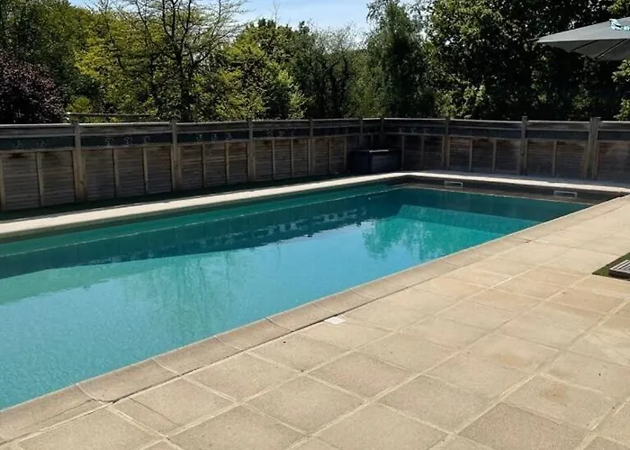 La Moutiniere, Luxury With Pool Manerbe