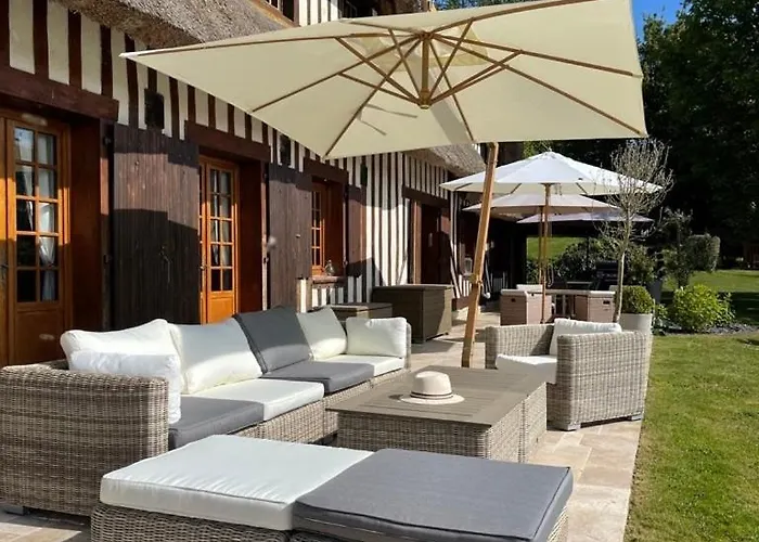 La Moutiniere, Luxury With Pool Manerbe