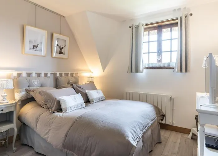 La Moutiniere, Luxury With Pool Vila