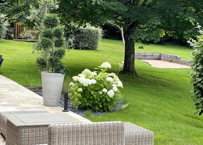 La Moutiniere, Luxury With Pool Manerbe