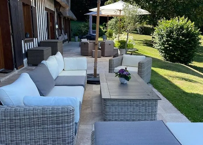 La Moutiniere, Luxury With Pool Manerbe