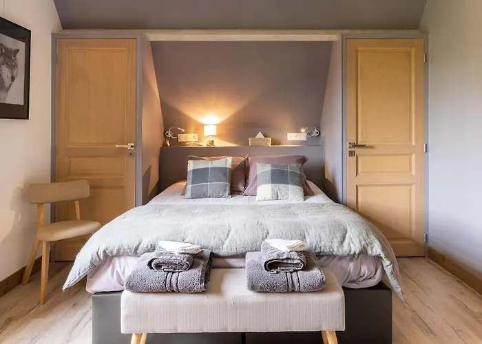 Vila La Moutiniere, Luxury With Pool