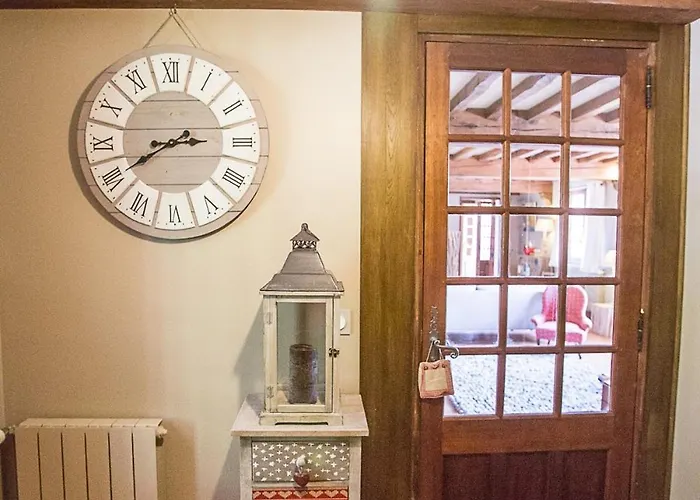 La Moutiniere, Luxury With Pool Manerbe