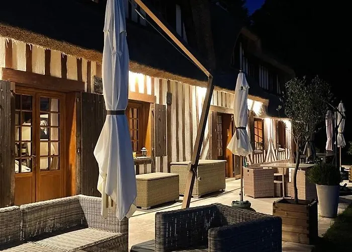 La Moutiniere, Luxury With Pool Vila *