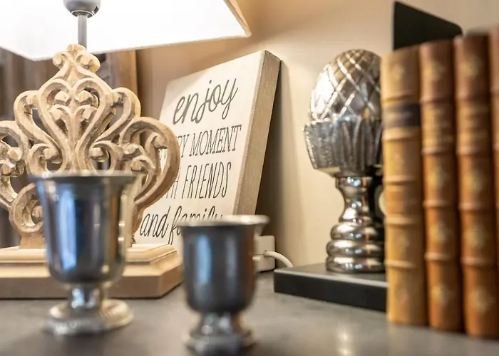 La Moutiniere, Luxury With Pool Vila