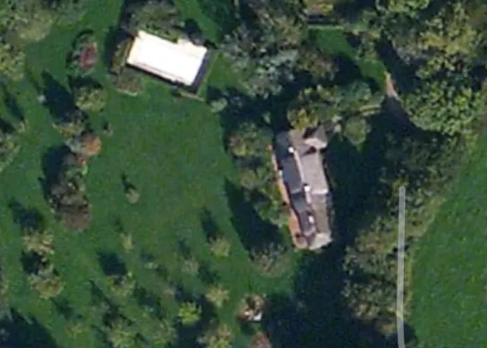 La Moutiniere, Luxury With Pool Vila Manerbe