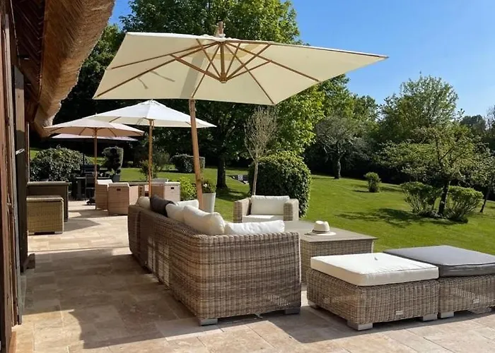 La Moutiniere, Luxury With Pool