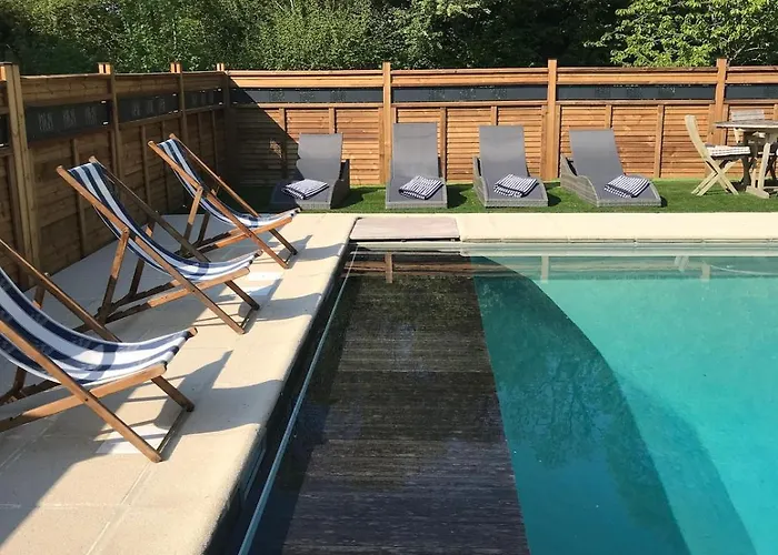 La Moutiniere, Luxury With Pool Vila